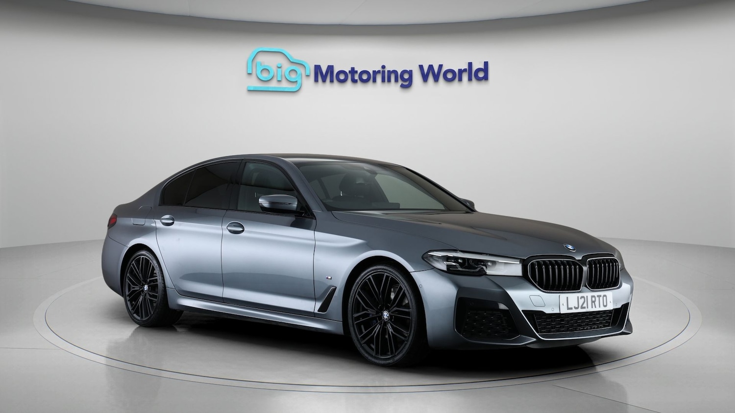 Used BMW 5 Series 2021 for sale - 77897463: Photo 1