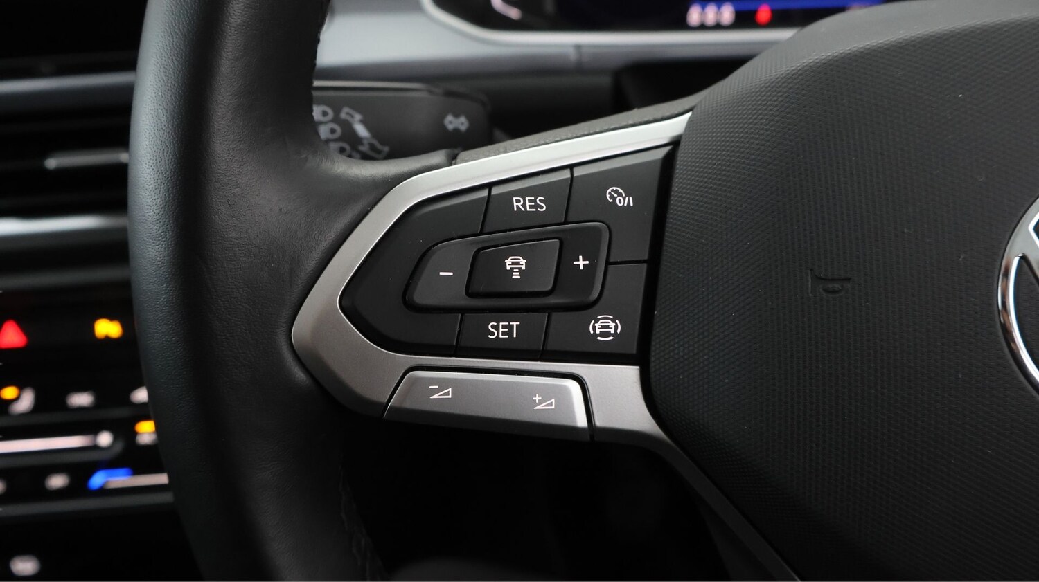 Used Volkswagen T-Roc 2024 for sale - 77497897: Photo 20