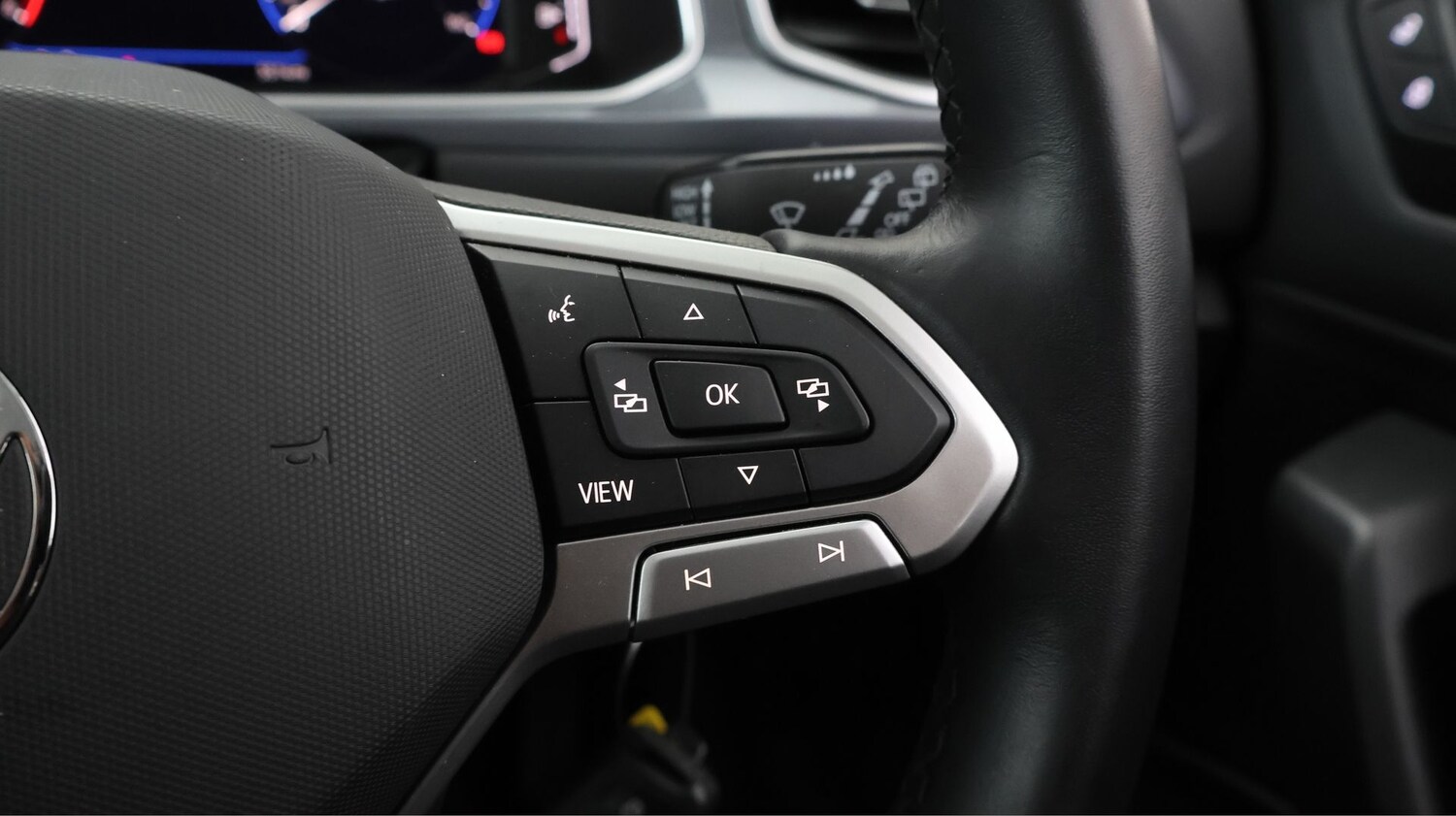 Used Volkswagen T-Roc 2024 for sale - 77497897: Photo 21