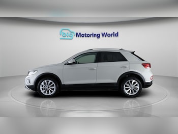 Used Volkswagen T-Roc 2024 for sale - 77497897: Photo