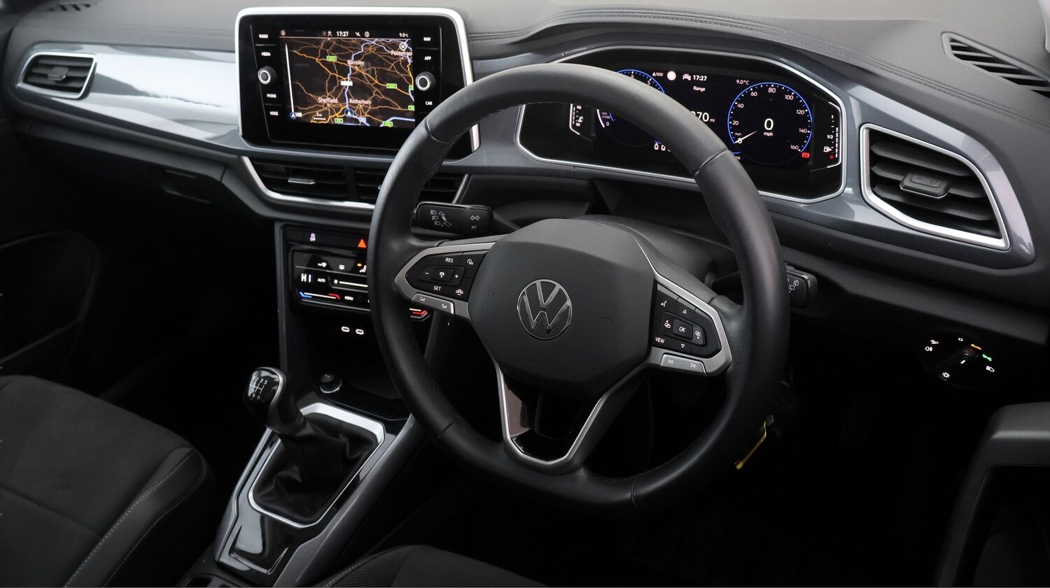 Used Volkswagen T-Roc 2024 for sale - 77497897: Photo 9