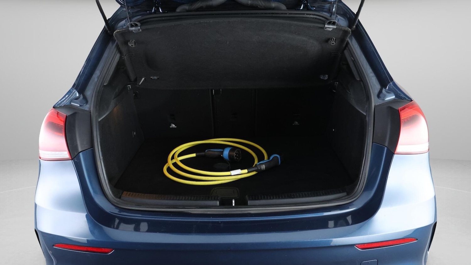 Used Mercedes-Benz A-Class 2021 for sale - 76432944: Photo 17