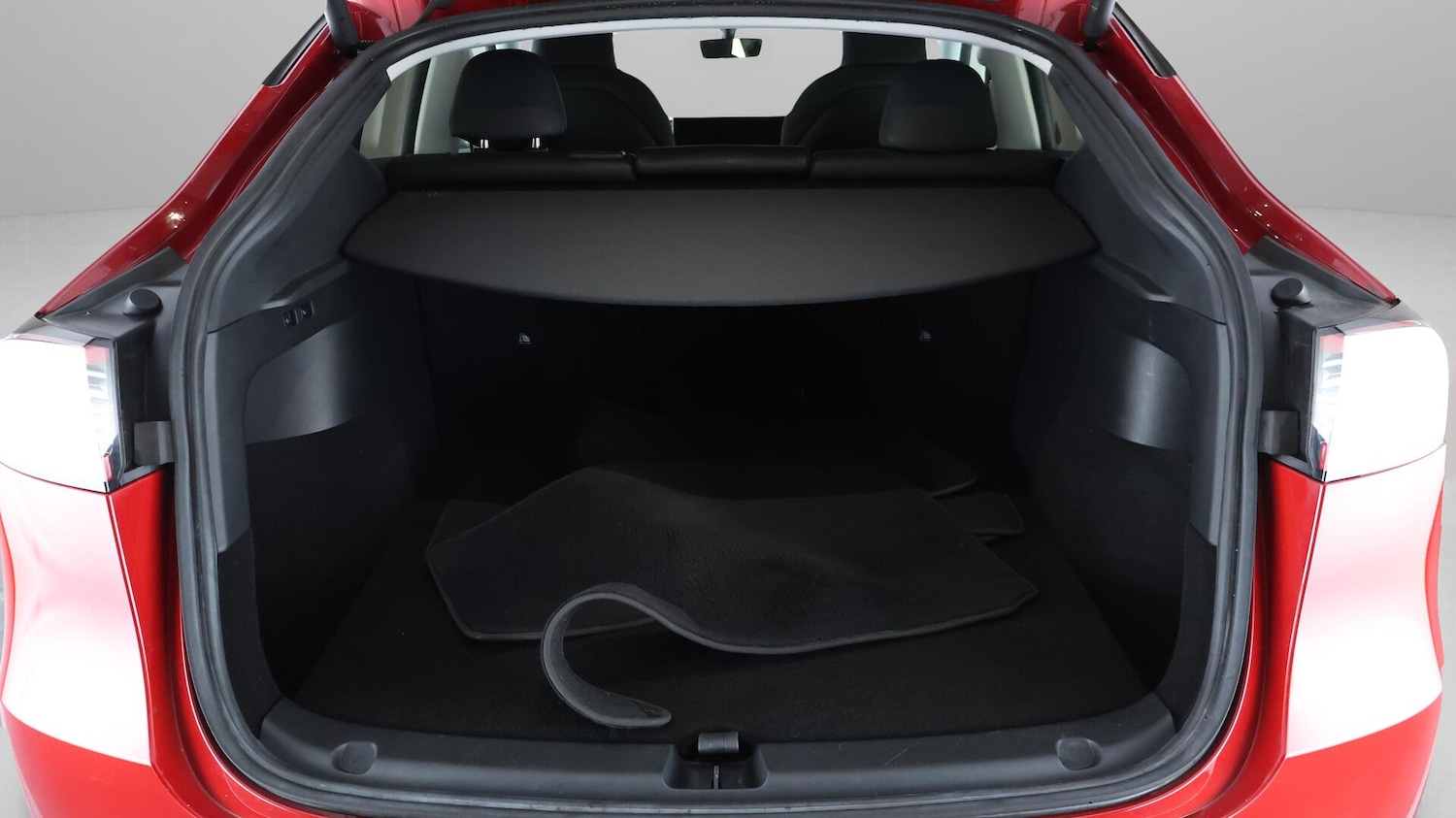 Used Tesla Model Y 2022 for sale - 76122768: Photo 18