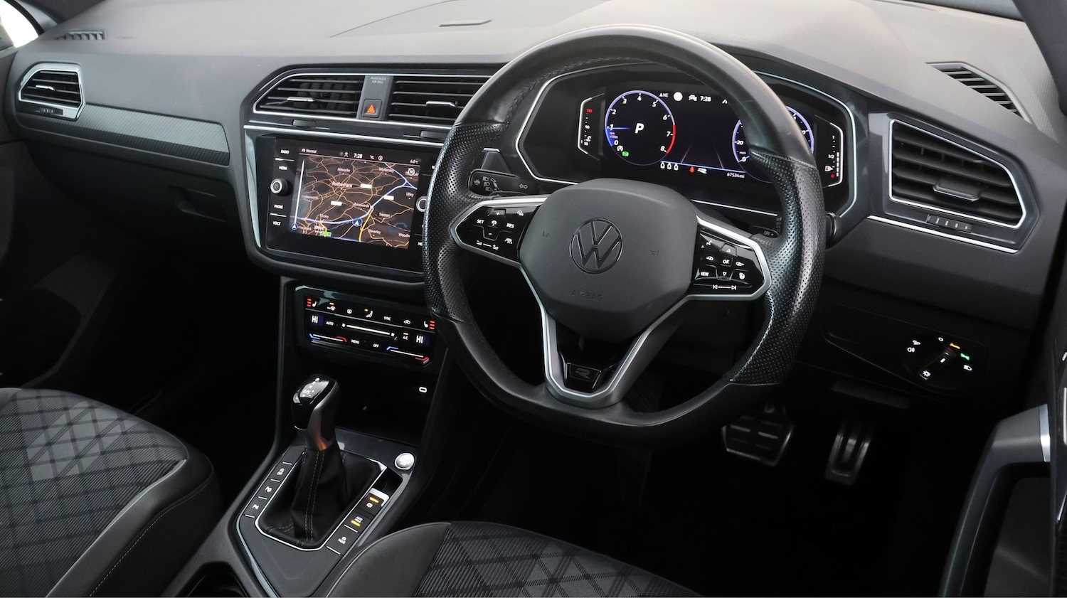 Used Volkswagen Tiguan 2023 for sale - 78062355: Photo 9