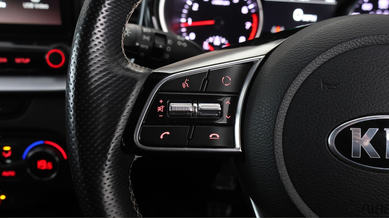 Used Kia Ceed 2021 for sale - 78054130: Photo 25