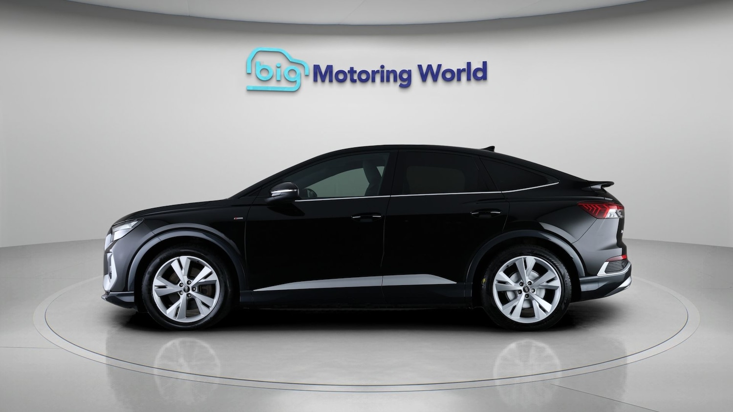 Used Audi Q4 e-tron 2022 for sale - 77558438: Photo 4