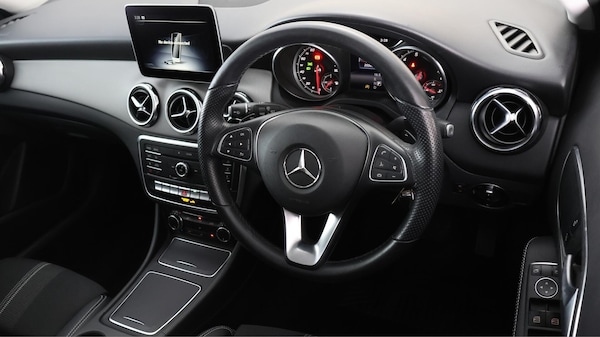 Used Mercedes-Benz GLA 2019 for sale - 76283388: Photo 10
