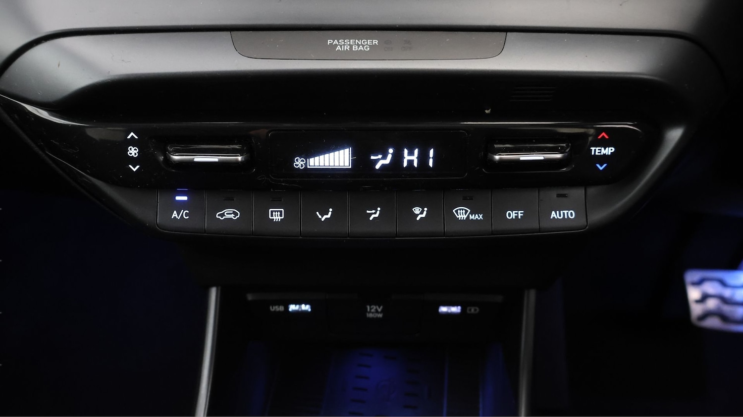 Used Hyundai BAYON 2022 for sale - 77556911: Photo 12