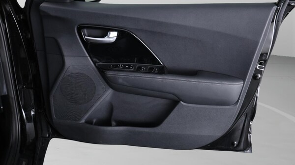 Used Kia Niro 2021 for sale - 76282620: Photo 15