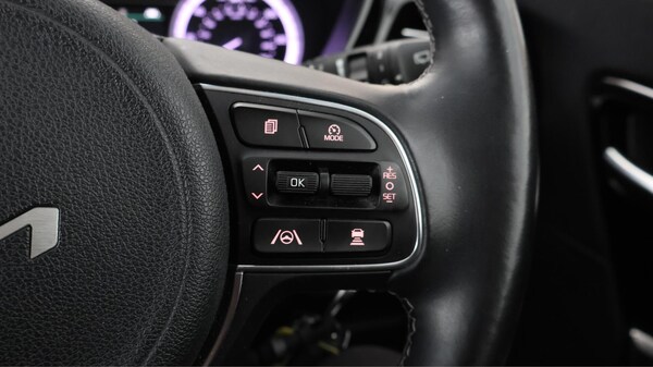 Used Kia Niro 2021 for sale - 76282620: Photo 25
