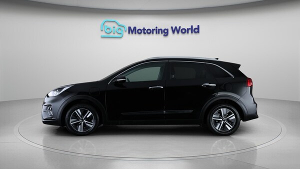 Used Kia Niro 2021 for sale - 76282620: Photo 4