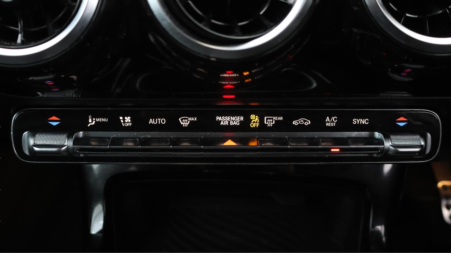 Used Mercedes-Benz A-Class 2020 for sale - 76765398: Photo 13