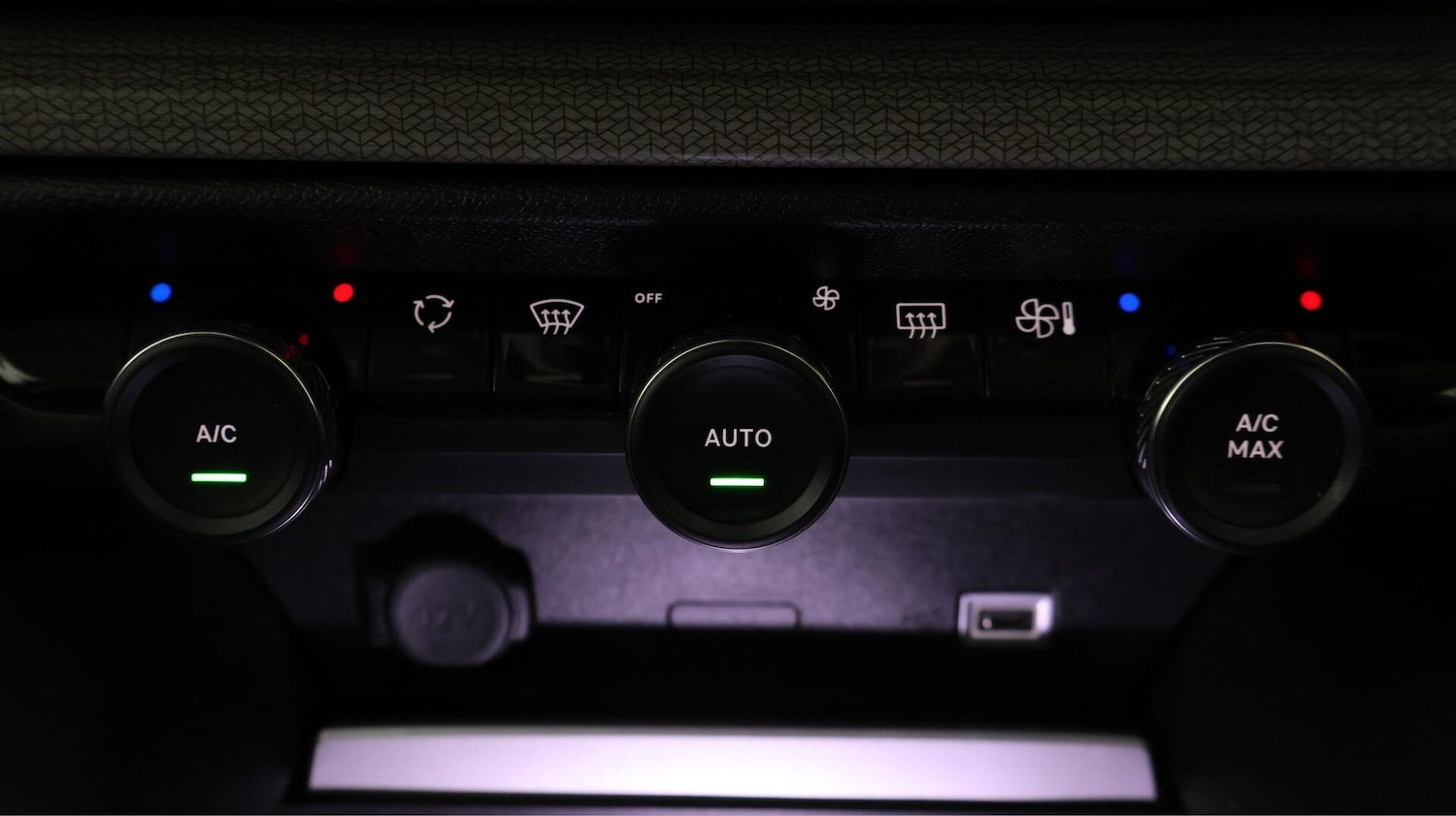 Used Citroen C5 X 2022 for sale - 76259000: Photo 13