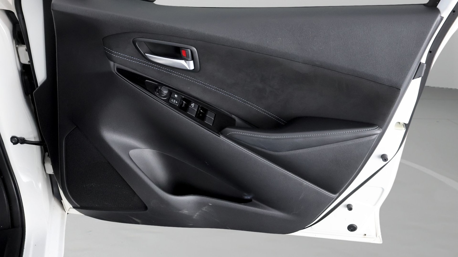 Used Mazda Mazda2 2023 for sale - 77316704: Photo 15