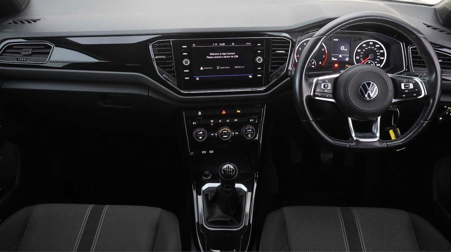 Used Volkswagen T-Roc for sale - 77497689: Photo 12