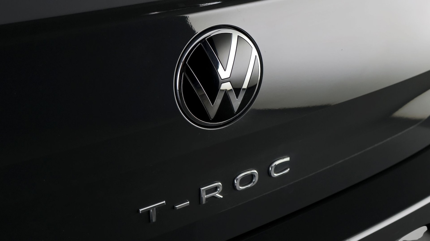 Used Volkswagen T-Roc for sale - 77497689: Photo 19