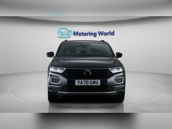 Used Volkswagen T-Roc 2021 for sale - 77497689: Photo