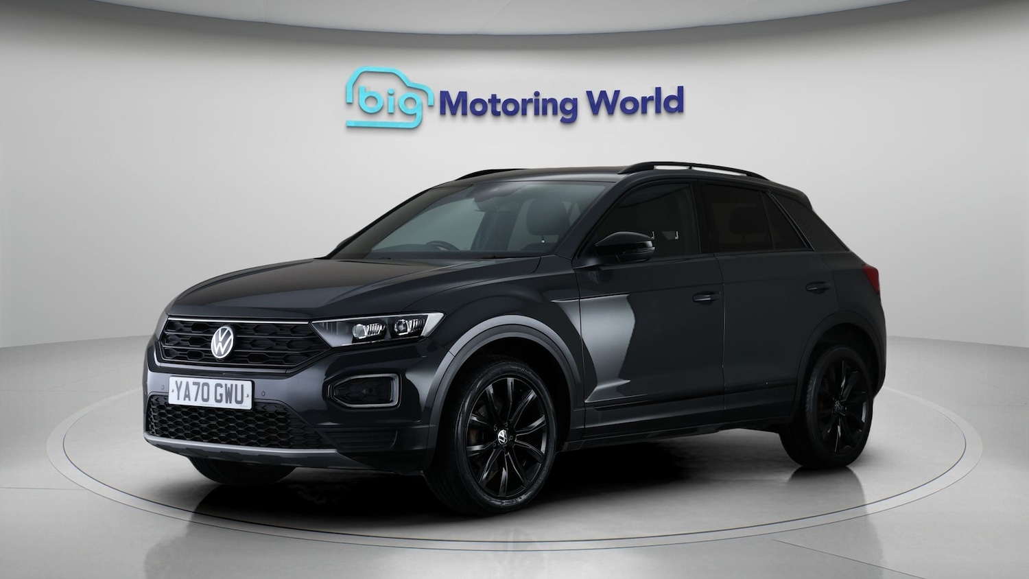 Used Volkswagen T-Roc for sale - 77497689: Photo 3