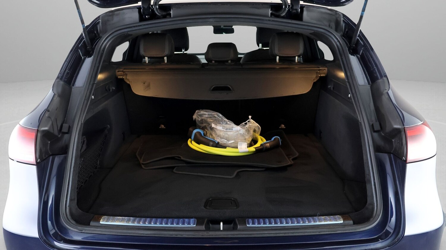 Used Mercedes-Benz EQC for sale - 77181794: Photo 17