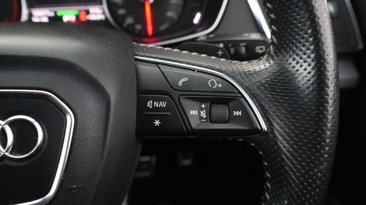 Used Audi Q5 2018 for sale - 78046650: Photo 25