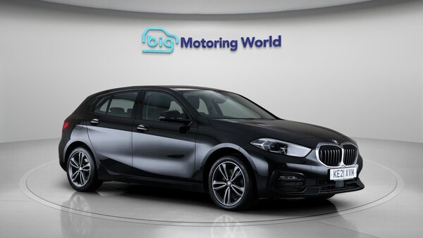 Used BMW 1 Series 2021 for sale - 76136450: Photo 2