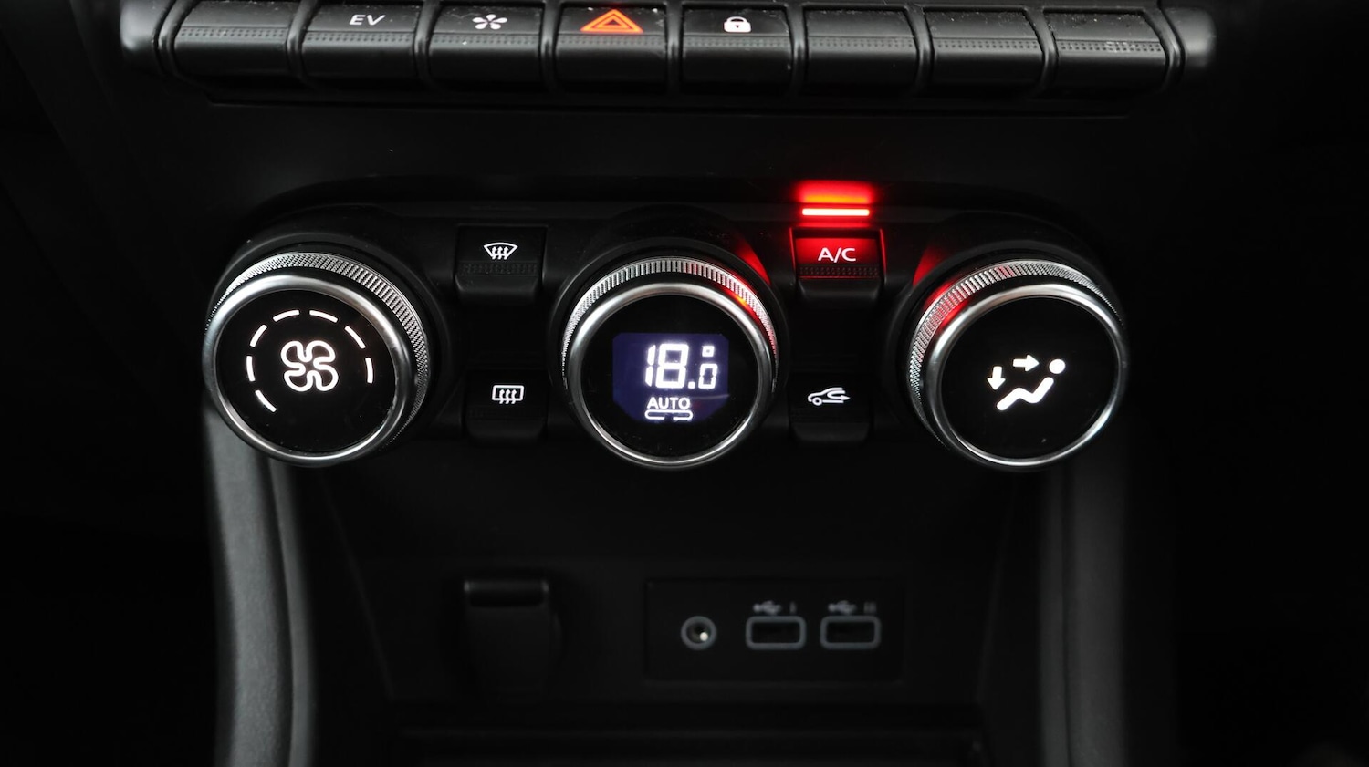 Used Renault Captur 2023 for sale - 76423846: Photo 13