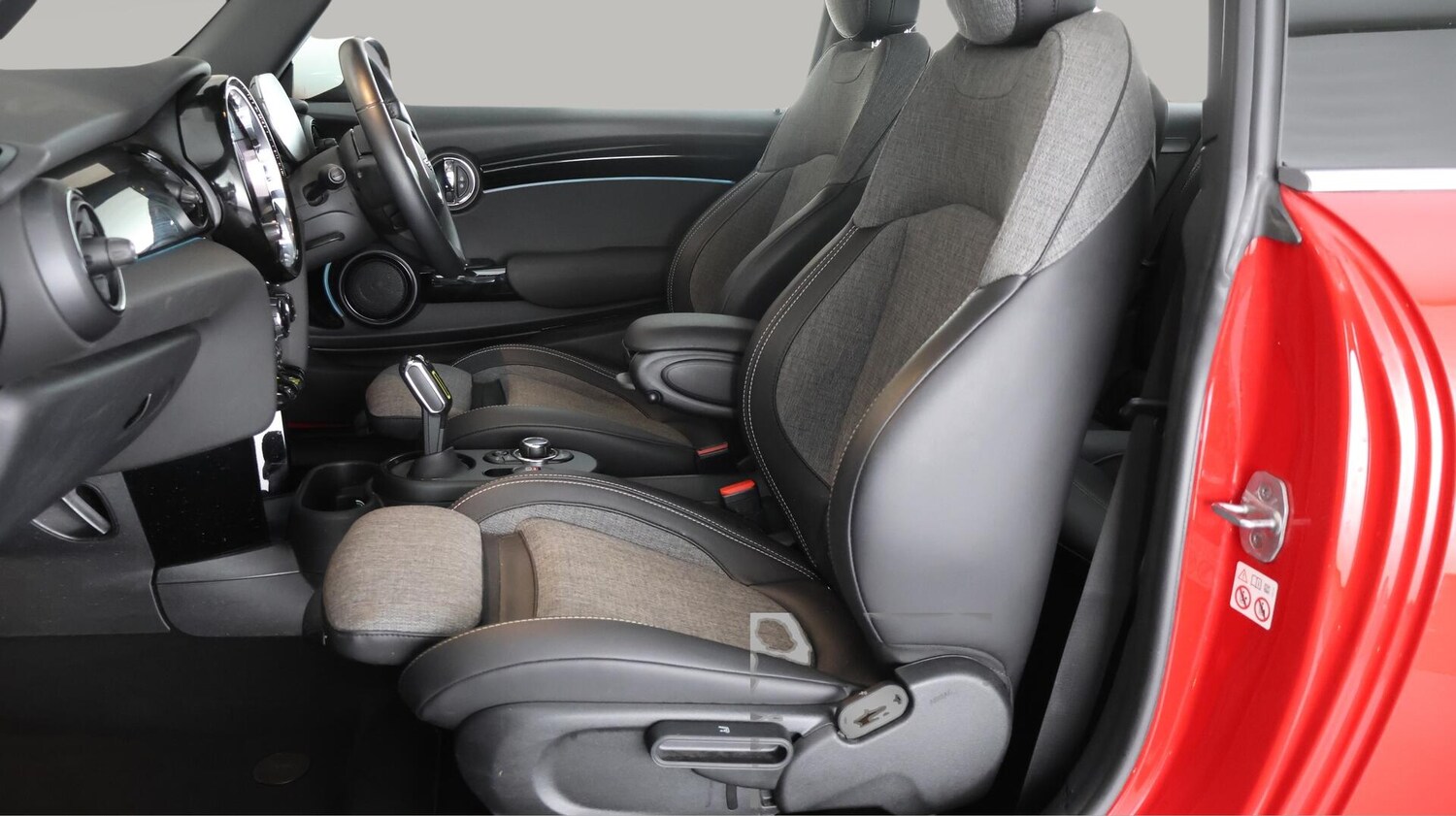 Used MINI Electric Hatch 2022 for sale - 76043248: Photo 15