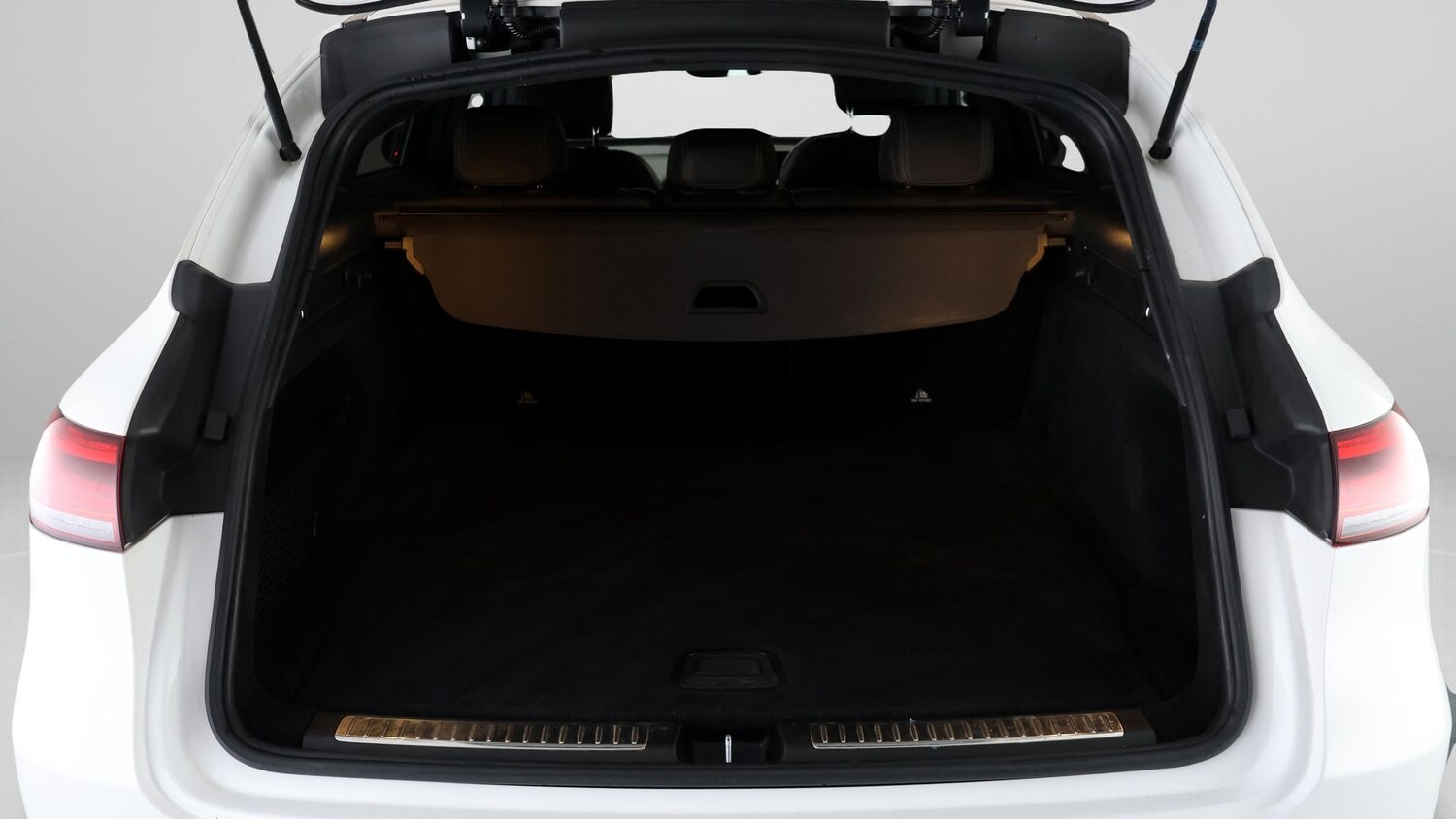 Used Mercedes-Benz EQC 2022 for sale - 78078806: Photo 17