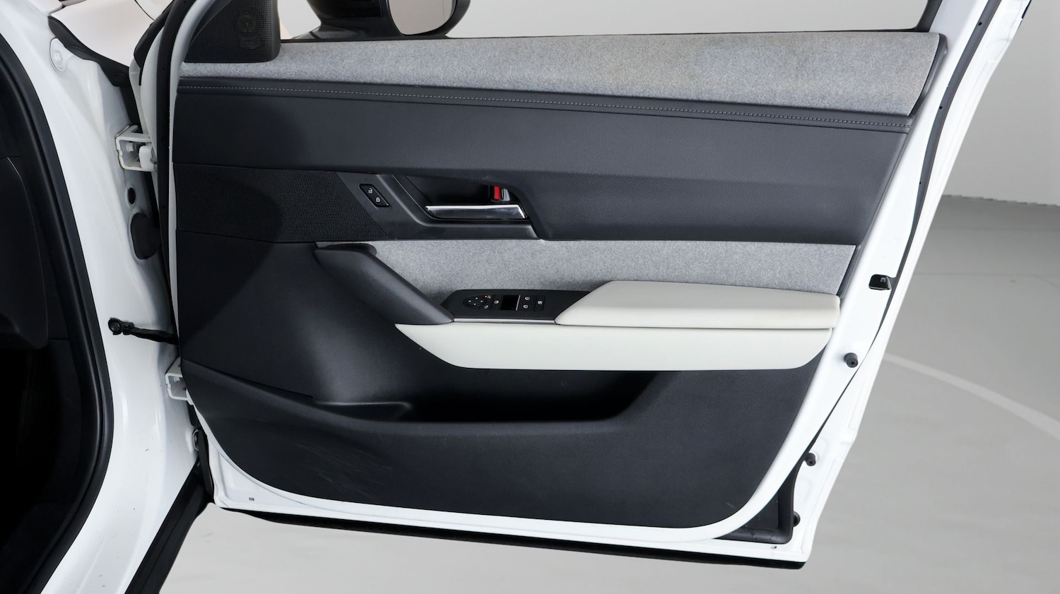 Used Mazda MX-30 2023 for sale - 77463311: Photo 14