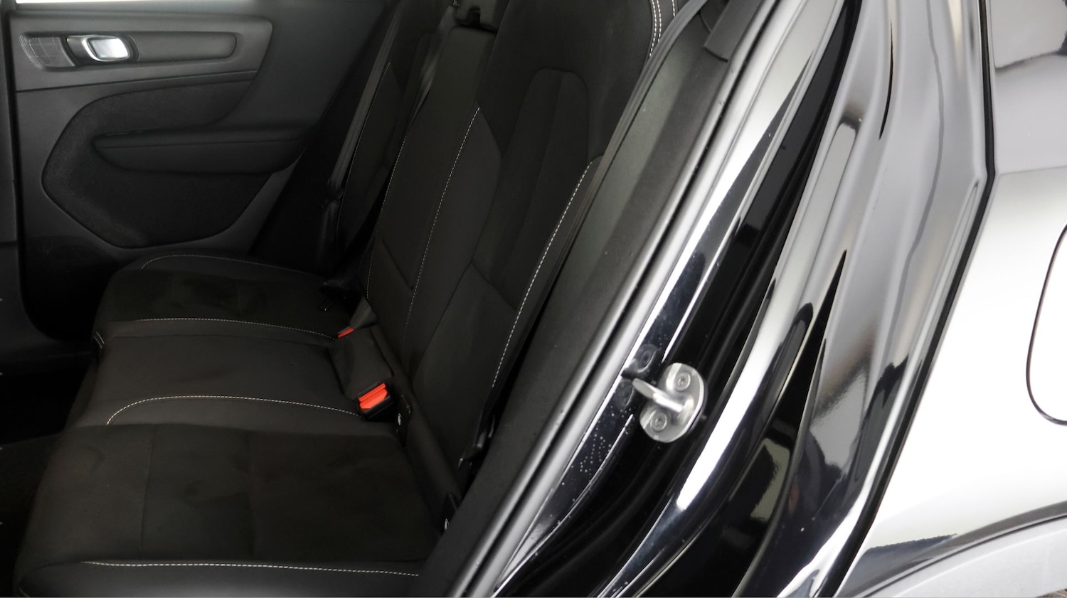 Used Volvo XC40 2023 for sale - 77595679: Photo 15