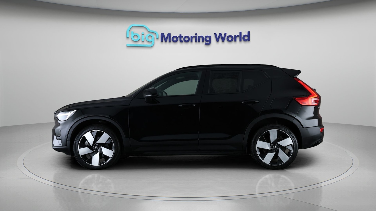 Used Volvo XC40 2023 for sale - 77595679: Photo 4