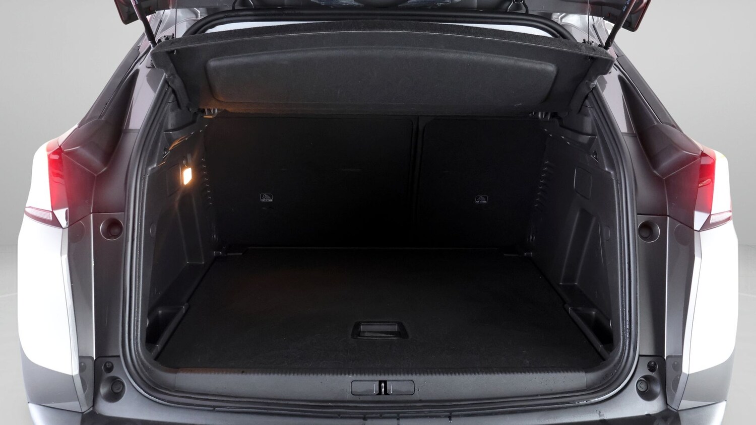 Used Peugeot 3008 2023 for sale - 77917458: Photo 16