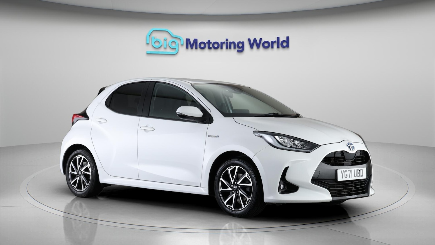 Used Toyota Yaris 2021 for sale - 76657810: Photo 2