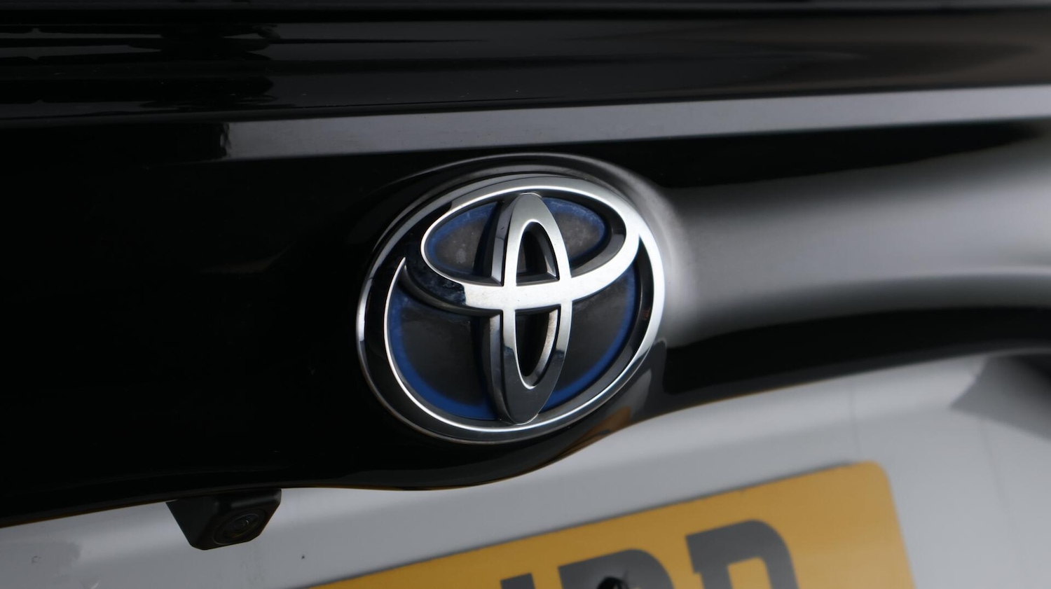 Used Toyota Yaris 2021 for sale - 76657810: Photo 20