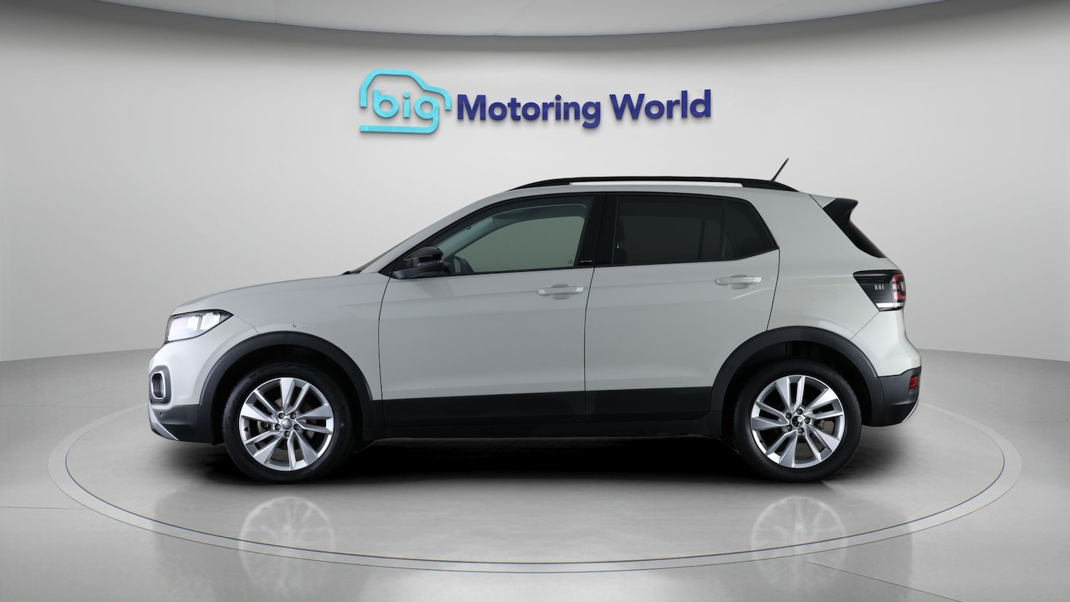 Used Volkswagen T-Cross 2022 for sale - 77436255: Photo 4