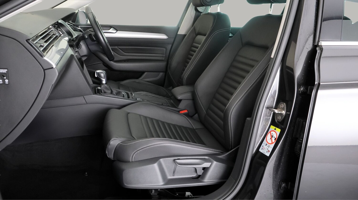 Used Volkswagen Passat 2021 for sale - 77270566: Photo 14