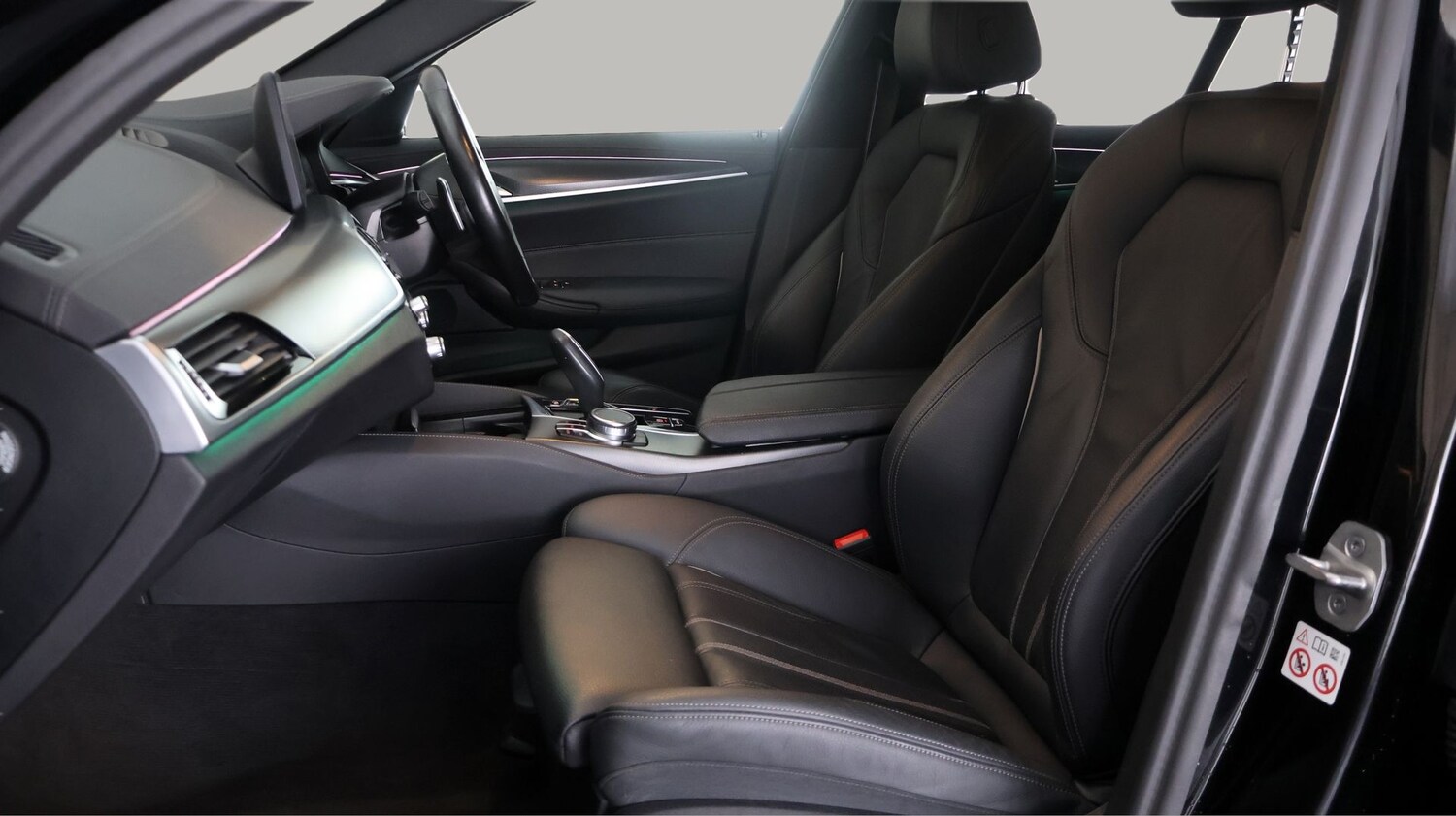 Used BMW 5 Series 2022 for sale - 77525775: Photo 14