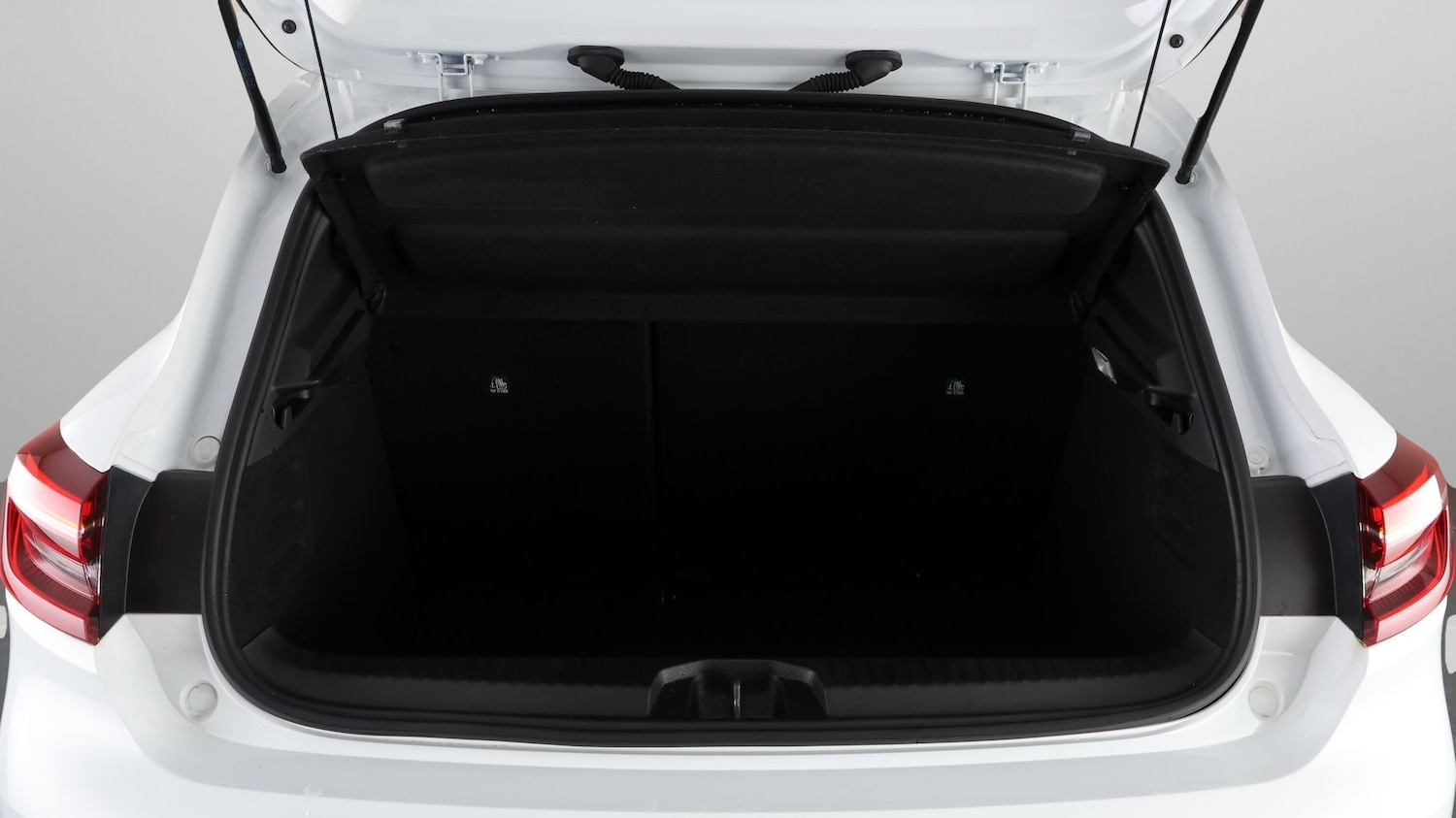 Used Renault Clio 2021 for sale - 77643529: Photo 16