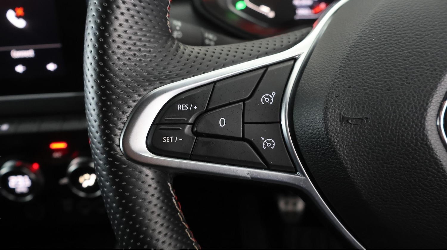 Used Renault Clio 2021 for sale - 77643529: Photo 20