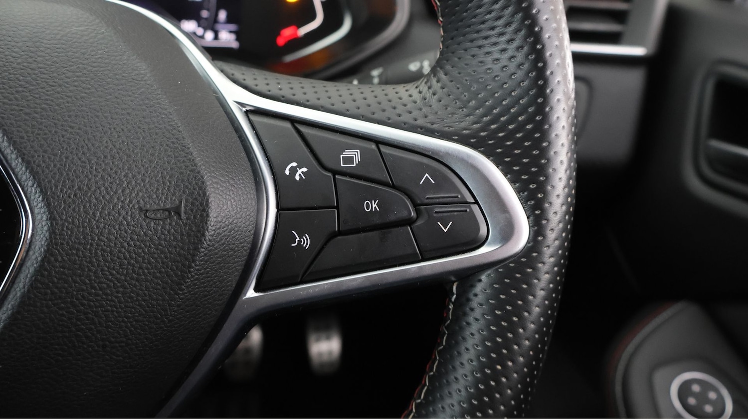 Used Renault Clio 2021 for sale - 77643529: Photo 22