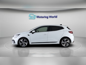Used Renault Clio 2021 for sale - 77643529: Photo
