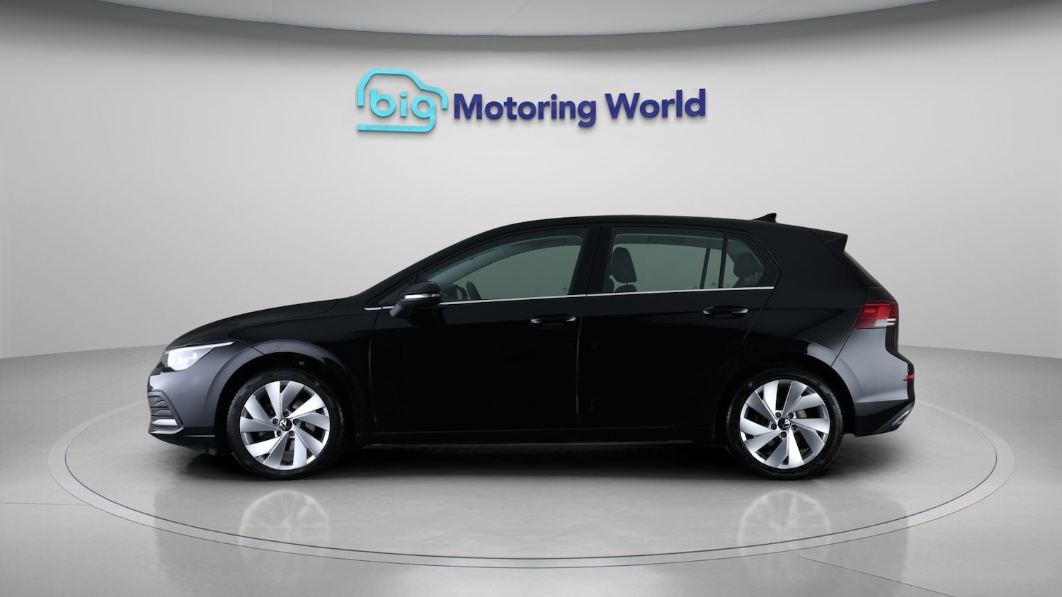 Used Volkswagen Golf 2024 for sale - 77412881: Photo 4