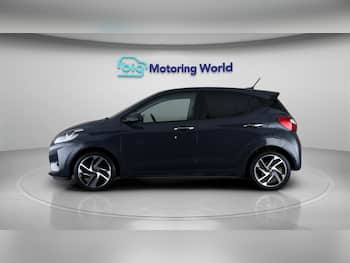 Used Hyundai i10 2023 for sale - 79597520: Photo
