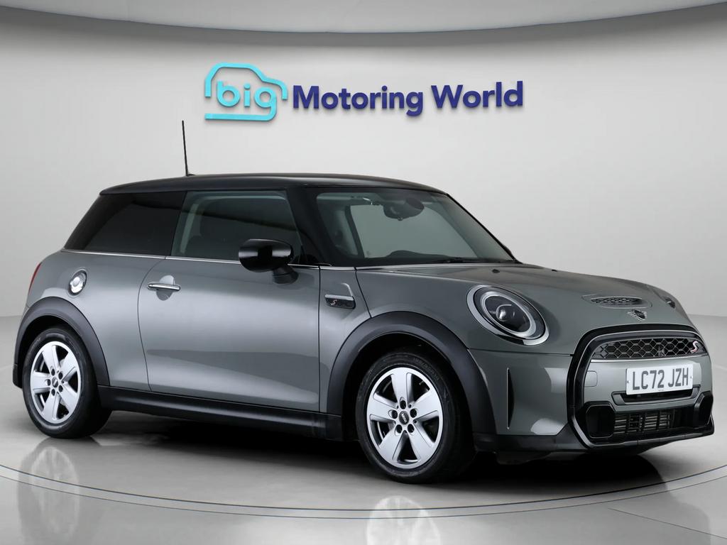 Used MINI Hatch 2022 for sale - 76666590: Photo 1