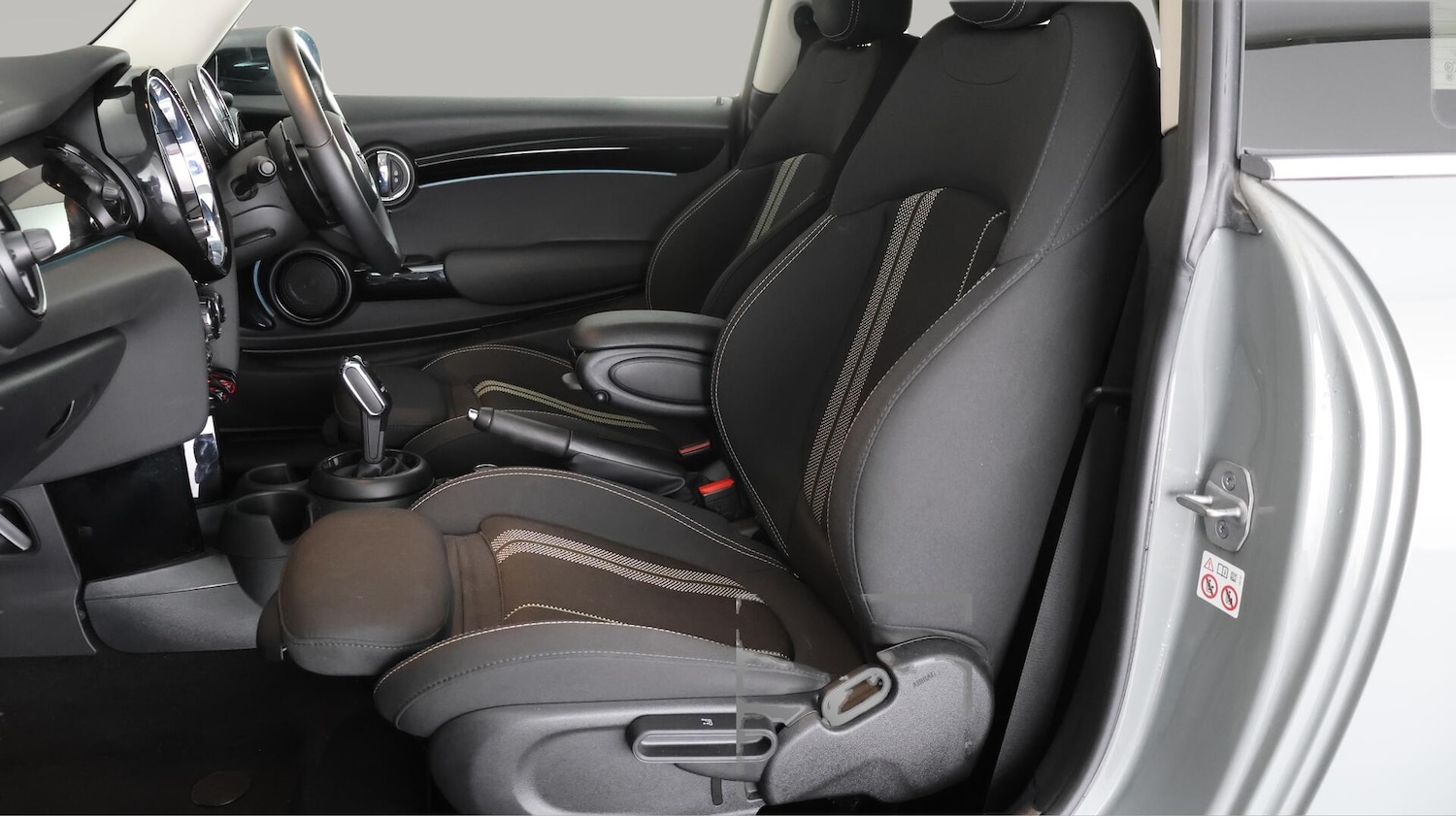 Used MINI Hatch 2022 for sale - 76666590: Photo 14