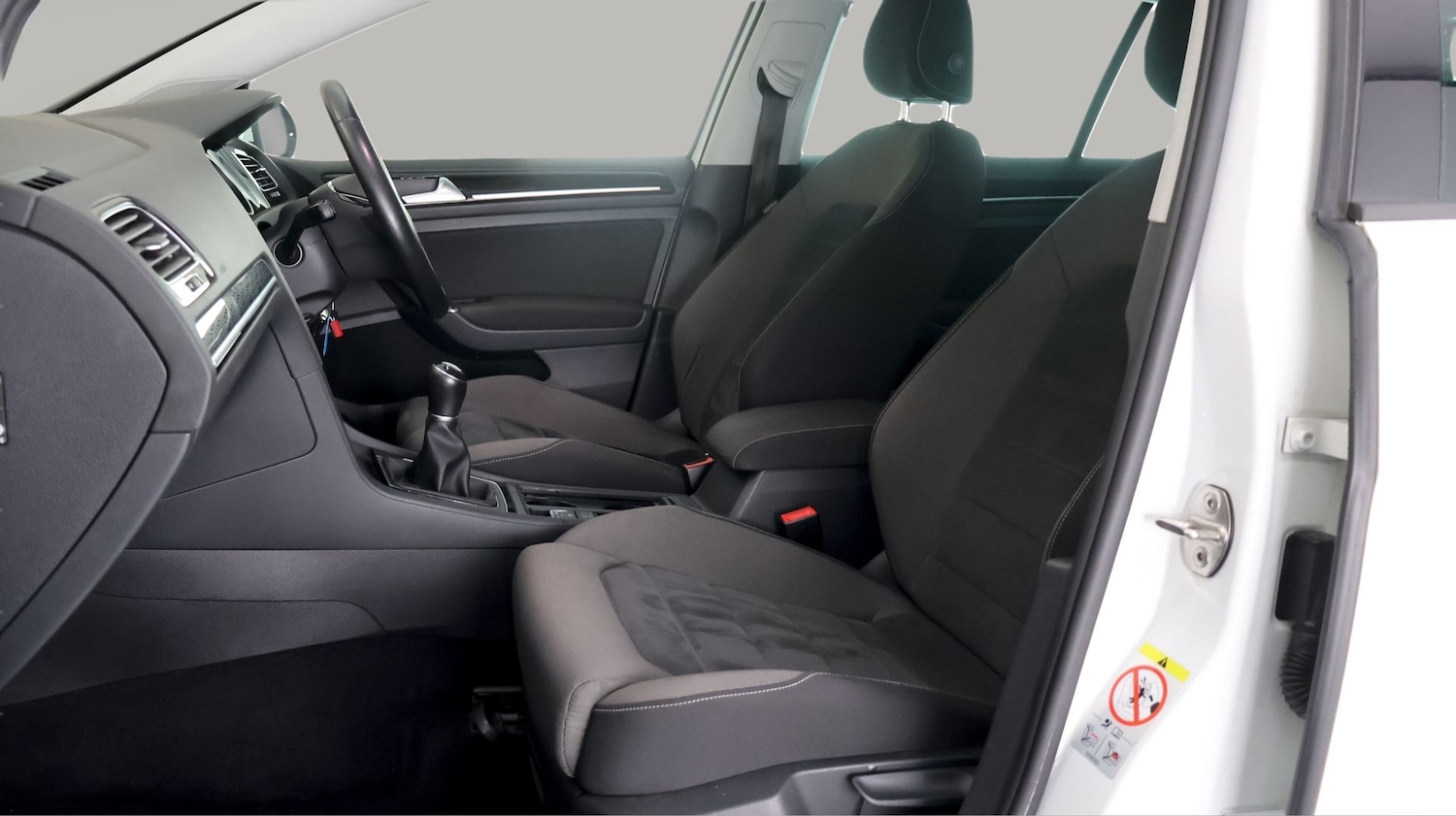 Used Volkswagen Golf 2017 for sale - 78073378: Photo 14