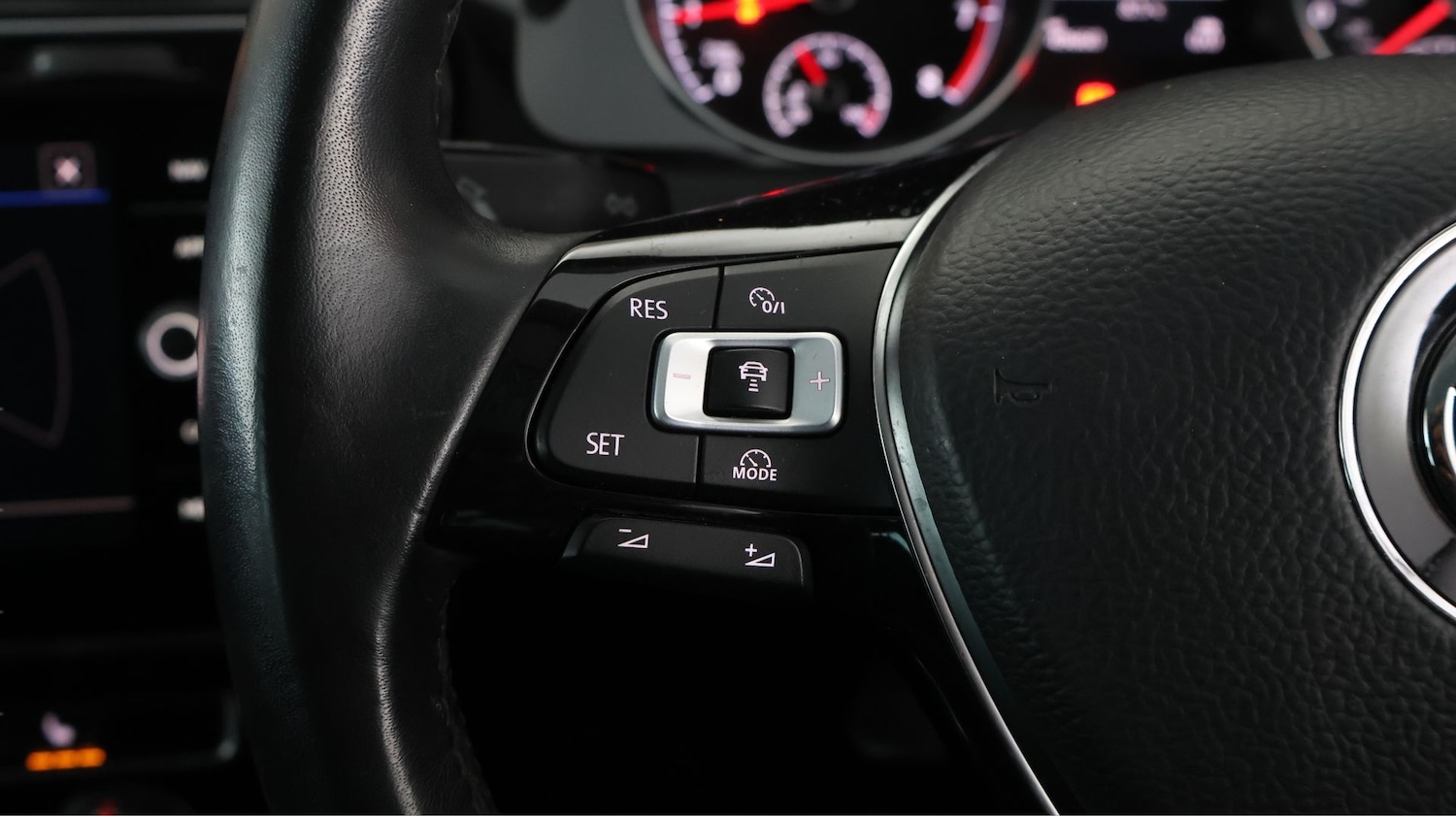 Used Volkswagen Golf 2017 for sale - 78073378: Photo 21