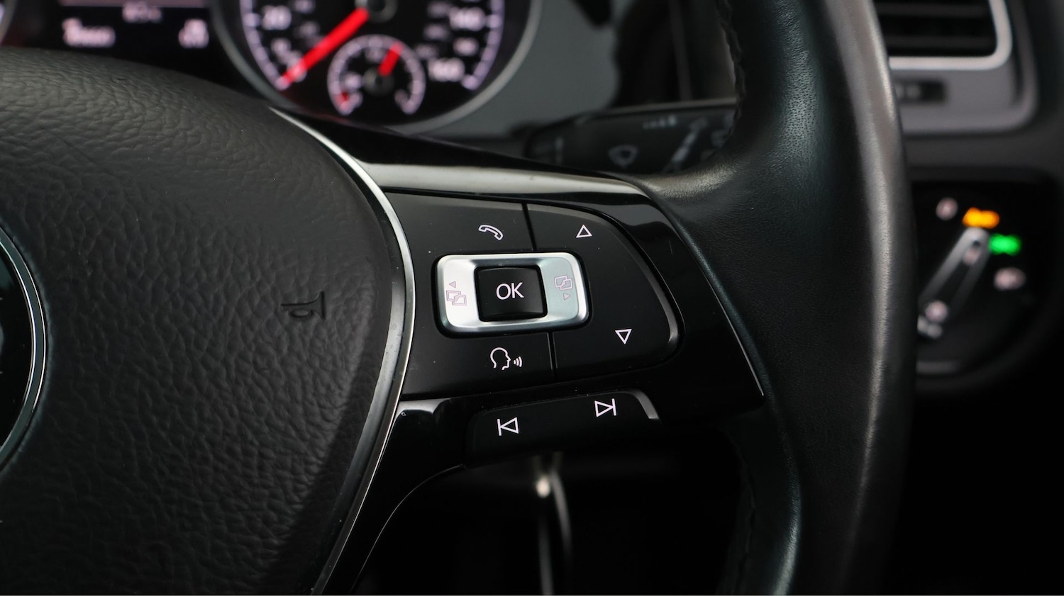 Used Volkswagen Golf 2017 for sale - 78073378: Photo 22