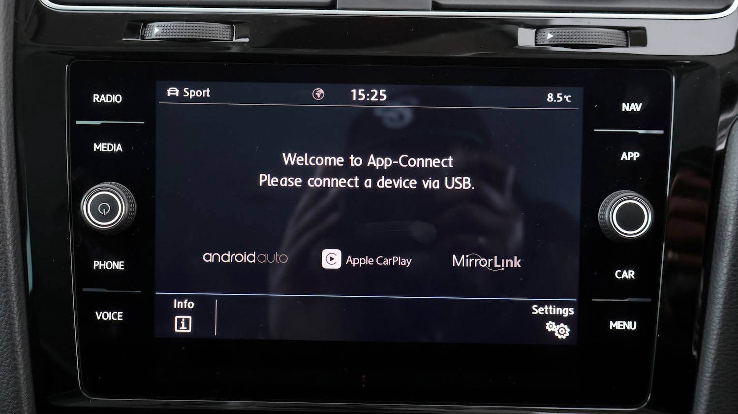 Used Volkswagen Golf 2017 for sale - 78073378: Photo 26