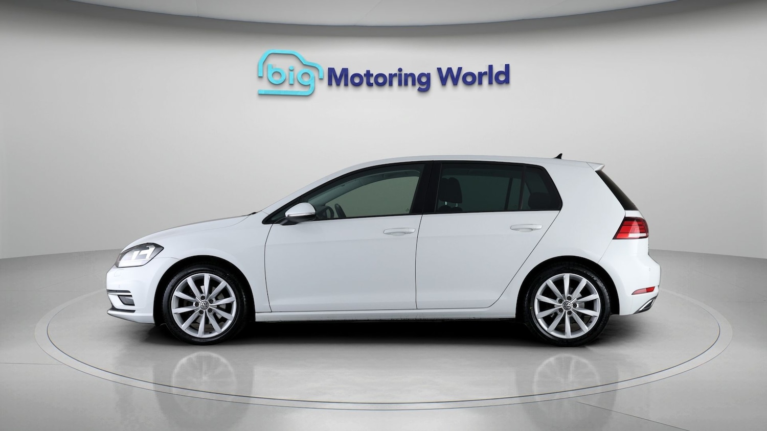 Used Volkswagen Golf 2017 for sale - 78073378: Photo 4